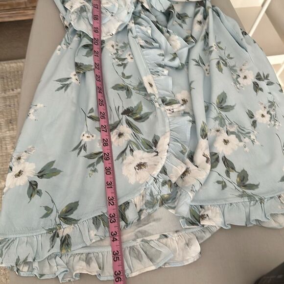 Yumi Kim Night Cap Robe in Primose Blue Size S - Picture 9 of 10